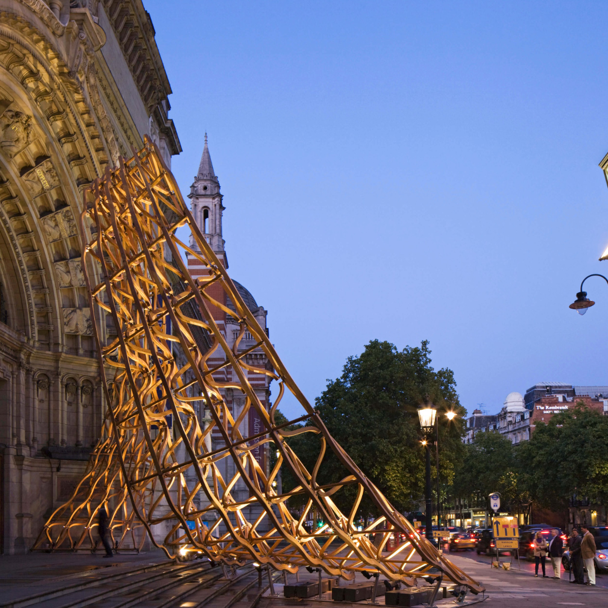 Victoria & Albert Sculpture Support Scaffold